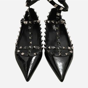 Valentino Garavani Rockstud Pointed Toe Flats Black Patent Ankle Strap EU 39